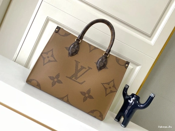 MM LOUIS ONTHEGO VUITTON 0512